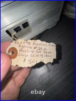 Lionel #2530 Lionel Lines Railway Express Agency Baggage Car Post War