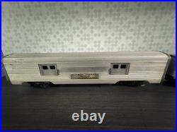 Lionel #2530 Lionel Lines Railway Express Agency Baggage Car Post War