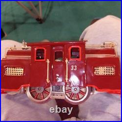 Lionel 33 Standard gauge prewar locomotive Square body Maroon