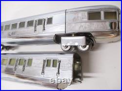 Lionel 617 and 618 All Chrome Flying Yankee Cars Rare Prewar O gauge X6776 Lionel 617 and 618 All Chrome Flying Yankee Cars Rare Prewar O gauge X6776
