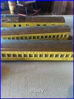 Lionel 752E Union Pacific Streamliner Set Prewar Tinplate O Gauge (1930s) Lionel 752E Union Pacific Streamliner Set Prewar Tinplate O Gauge (1930s)