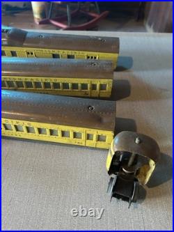 Lionel 752E Union Pacific Streamliner Set Prewar Tinplate O Gauge (1930s) Lionel 752E Union Pacific Streamliner Set Prewar Tinplate O Gauge (1930s)