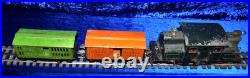 Lionel Corp 156 Prewar O Gauge Electrc Locomotive 1915-1918 Two Freights 800 802