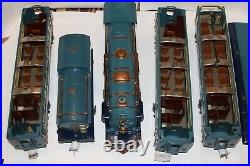 Lionel Early Prewar Standard Gauge Blue Comet 400E and matching cars with boxes