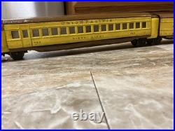 Lionel Lines 752W Locomotive Union Pacific With 2 Cars 753/754 Pre War Used Lionel Lines 752W Locomotive Union Pacific With 2 Cars 753/754 Pre War Used