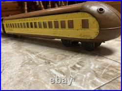 Lionel Lines 752W Locomotive Union Pacific With 2 Cars 753/754 Pre War Used Lionel Lines 752W Locomotive Union Pacific With 2 Cars 753/754 Pre War Used