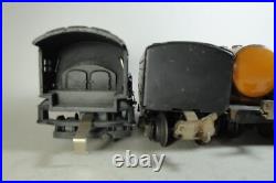 Lionel Lines Prewar O Gauge 2-4-2 Locomotive 1664 Engine & 1689W Tender w 3 Cars Lionel Lines Prewar O Gauge 2-4-2 Locomotive 1664 Engine & 1689W Tender w 3 Cars
