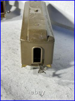 Lionel New York Central RR Standard Gauge Pre-War Locomotive/4 Passenger Cars