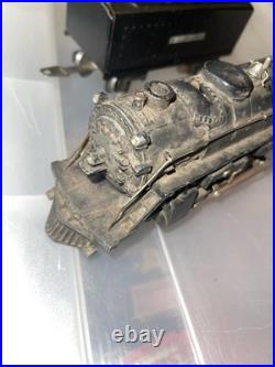 Lionel No 229 2-4-2 Pre-war Steam Engine with a No. 1689W Tender Lot