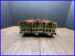 Lionel No. 517 Pre-War Standard Gauge Lighted Caboose Green/Red Lot Of 3 Lionel No. 517 Pre-War Standard Gauge Lighted Caboose Green/Red Lot Of 3