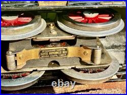 Lionel Num 318 Pre-War Elec Locomotive Beautiful Apple. Green Finish Stand Gge