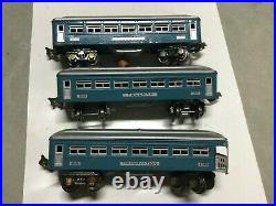 Lionel O-GAUGE Pre-War Passenger Cars 2 1630 and 1 1631. Blue and Silver