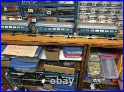 Lionel O-GAUGE Pre-War Passenger Cars 2 1630 and 1 1631. Blue and Silver