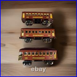 Lionel O-Gauge Prewar 610 612 Passenger Cars Rare and Excellent Condition
