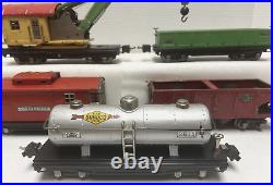 Lionel O-gauge Prewar 810 Crane & 812,817, 2815, 2816 Freight Cars