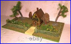 Lionel Original Prewar 184 Bungalow with 913 Landscaped Plot by Ron Morris O-gauge