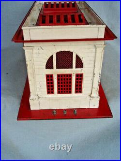 Lionel PRE war TRAIN station 116 White and red NO DENTS colors bright