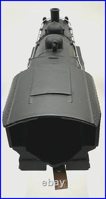 Lionel Post War 1615 Engine & Tender with both intact. Really Clean