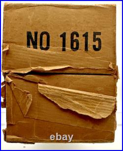 Lionel Post War 1615 Engine & Tender with both intact. Really Clean