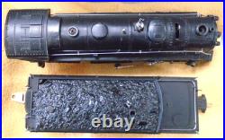 Lionel Post War 224E Locomotive & 2224W Tender