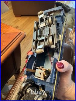 Lionel Post War # 624 Chesapeake & Ohio NW 2 Diesel Switcher TESTED! See Video