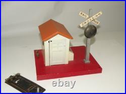 Lionel PreWar 76 Warning Bell Shack WORKS Lionel PreWar 76 Warning Bell Shack WORKS