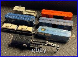 Lionel Pre/Post War (40's-50's) Diecast Train Set. Rare Bronx Zoo Operating Car