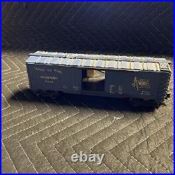 Lionel Pre/Post War (40's-50's) Diecast Train Set. Rare Bronx Zoo Operating Car