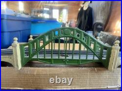 Lionel Pre-War 3 Piece Arch Bridge With Approaches