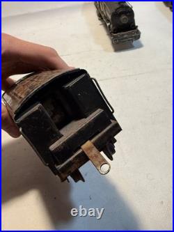 Lionel Pre War Lot Of Locomotive, Tender, Milk Car, and Crane Untested 262E 2810 Lionel Pre War Lot Of Locomotive, Tender, Milk Car, and Crane Untested 262E 2810