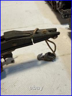 Lionel Pre War Lot Of Locomotive, Tender, Milk Car, and Crane Untested 262E 2810 Lionel Pre War Lot Of Locomotive, Tender, Milk Car, and Crane Untested 262E 2810