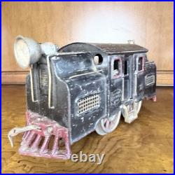 Lionel Pre War No 38 Engine New York Central With Passenger Cars, and Gondola
