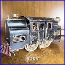 Lionel Pre War No 38 Engine New York Central With Passenger Cars, and Gondola