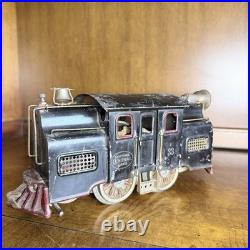 Lionel Pre War No 38 Engine New York Central With Passenger Cars, and Gondola