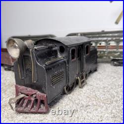 Lionel Pre War No 38 Engine New York Central With Passenger Cars, and Gondola