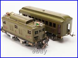Lionel Pre-War No. 8E locomotive and 3 cars
