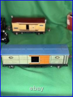 Lionel Pre-War O-Gauge 259E 2-4-2 Steam Engine, Tender & 7 Rail Cars