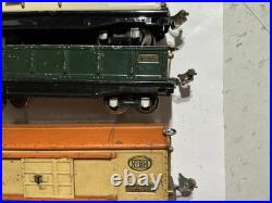 Lionel Pre-war O Gauge 4 freight cars cattle, refrig, gondola & box. Lot 2