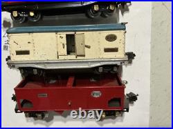 Lionel Pre-war O Gauge 4 freight carshopper, refrig, caboose & box. Lot 1