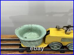 Lionel Prewar 1103 Peter Rabbit Chick Mobile No Key Works Well