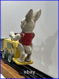 Lionel Prewar 1103 Peter Rabbit Chick Mobile No Key Works Well