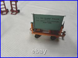 Lionel Prewar 163 Freight Station Set. NICE. With CUSTOM HANDMADE LUGGAGE