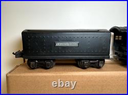 Lionel Prewar 1666 Locomotive and 2689T Tender, Type II in C-8 condition