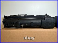 Lionel Prewar 1666 Locomotive and 2689T Tender, Type II in C-8 condition