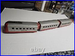 Lionel Prewar 1700E Red & Silver Junior Streamliner Passenger Set