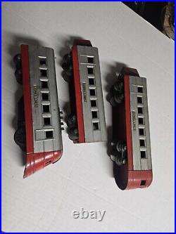 Lionel Prewar 1700E Red & Silver Junior Streamliner Passenger Set