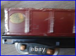 Lionel Prewar 212 Gondolas With Tool Boxes Barrels and Coal