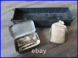 Lionel Prewar 212 Gondolas With Tool Boxes Barrels and Coal