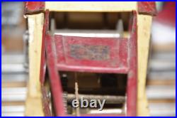 Lionel Prewar 219 Operating Crane Yellow, Red, and Black base