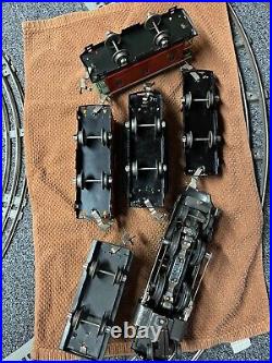 Lionel Prewar 259E and freight cars806,807,809,831 with load. Email me for video